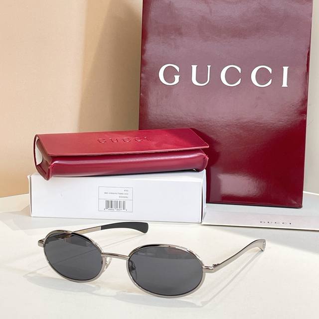 Gucc*Model:Gg1942Ssize:55口21-138