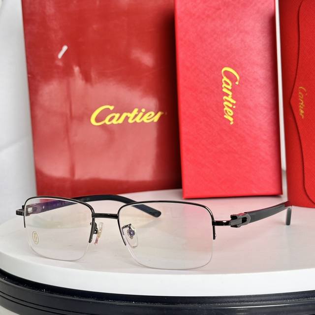 Cartie*Model：Ct02880Size: 56口18-140钛。高版本
