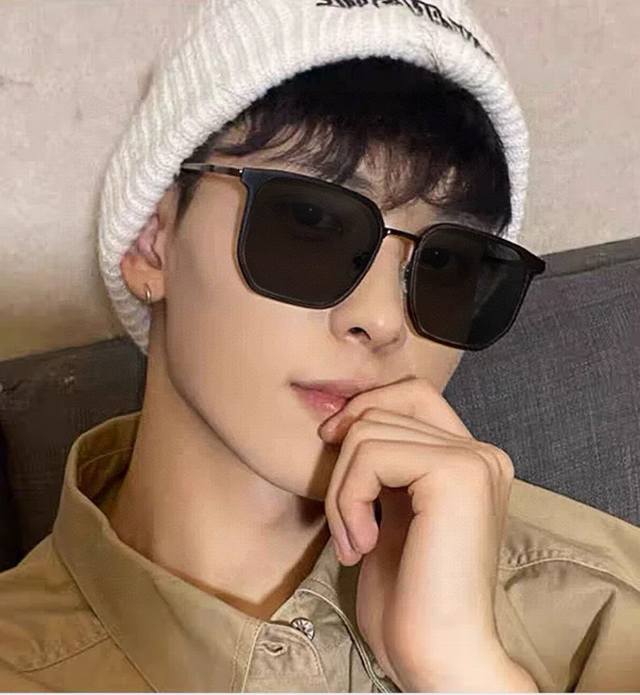 Gucci 高品质男女款墨镜 进口宝丽来偏光镜片 蛤蟆镜 开车钓鱼都可 百搭显瘦墨镜韩版男士飞行员大框司机开车防紫外线太阳镜 型号：G2910