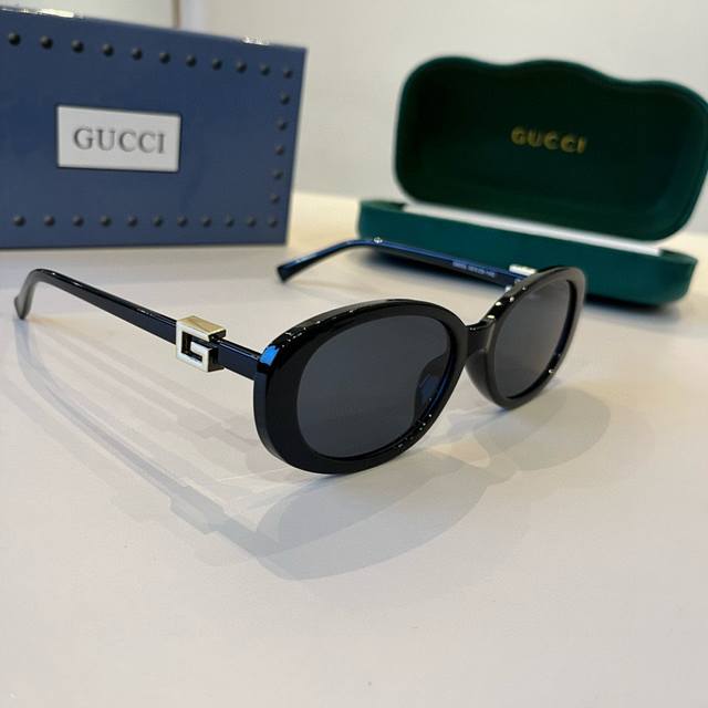 Gucci古奇新款太阳镜，偏光镜 男女款墨镜，宝来镜片，上脸超酷，任何脸型都可以驾驭