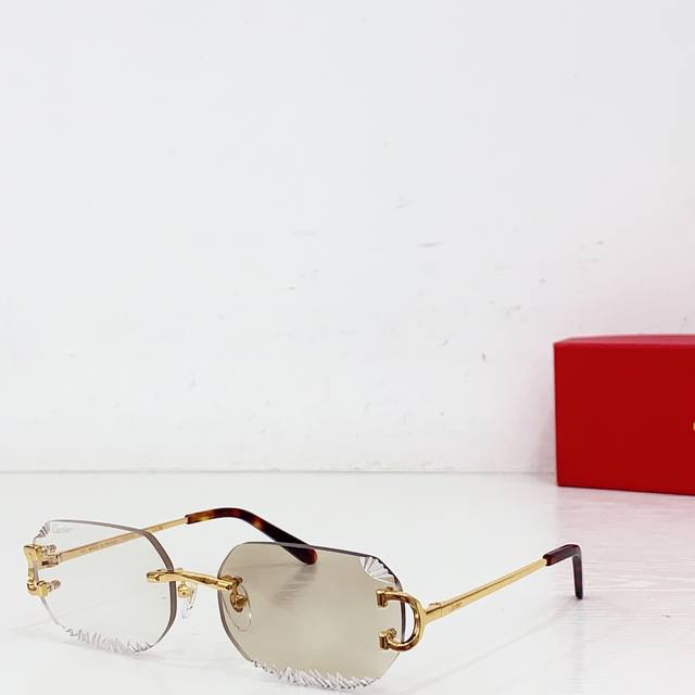 变色 Cartier Mod：Ct08142J Mod：58口18 140