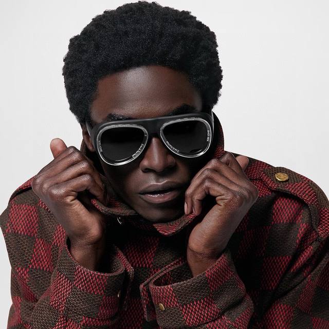 Louisvuitton路易威登 2025全新春夏男装系列，Pharrell Wiliams 菲董上任后的首个系列 春夏男装系列 以创新灵感重绎标志性棋盘格图案