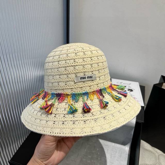 Miumiu缪缪蕾丝盆帽，小清新设计，头围57Cm
