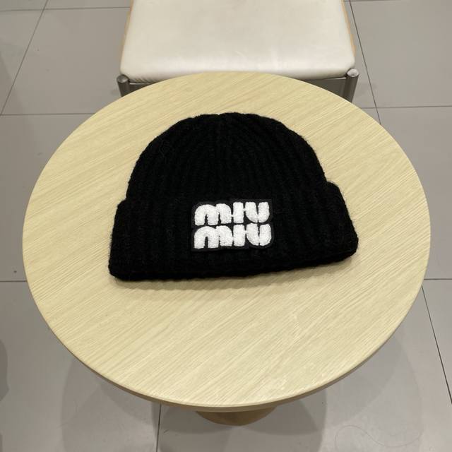 Miumiu缪缪新款针织毛线帽，男女通用