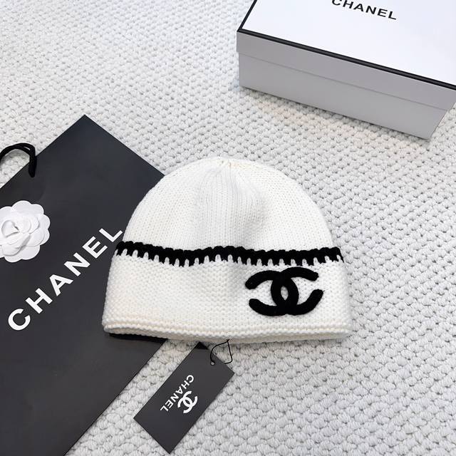 特批 Chanel官网品质香奈儿秋冬网红时尚博主推荐款毛线帽，小红书爆款，手感超柔软舒适的针织线帽，弹性极佳！