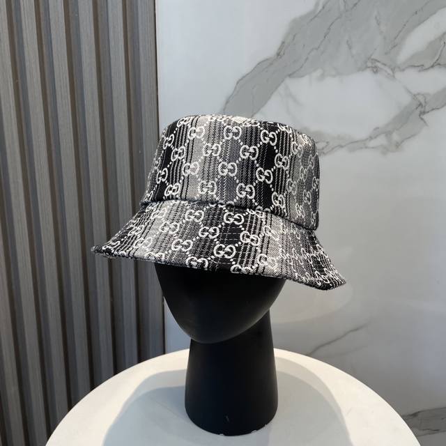 Gucci古奇 2025专柜新款提花款渔夫帽，很潮！休闲运动款，经典制作，超级好搭衣服！显脸小