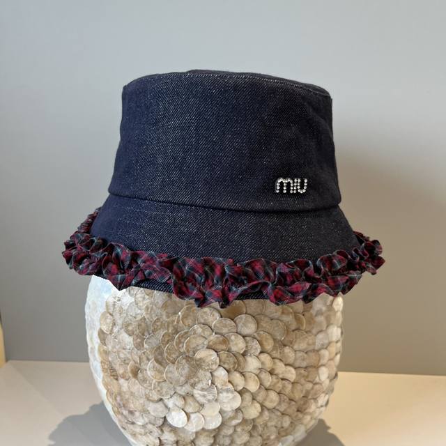 Miumiu缪缪新款牛仔渔夫帽，头围57Cm