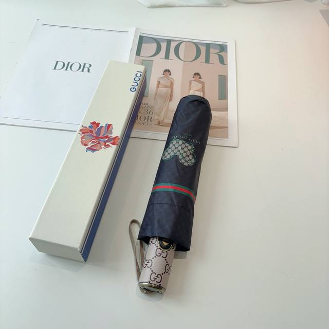 Gucci 古奇 新款 三折自动折叠晴雨伞 选用台湾进口Uv防紫外线伞布 原单代工级品质
