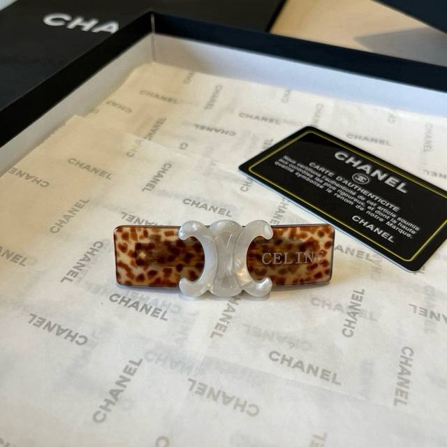 单个 Celine赛琳发夹