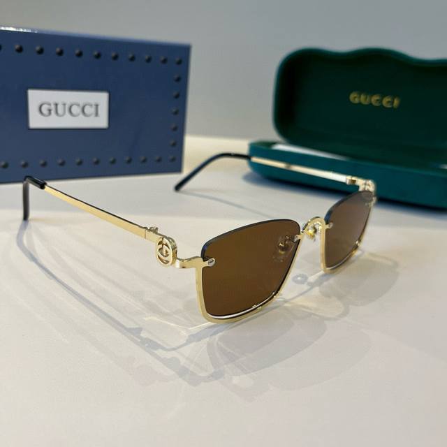 Gucci古奇 界级大师制造. 偏光墨镜 高档 潮流时尚百搭男士款百搭瘦脸太阳镜 高品质 ！开车太阳镜 ！