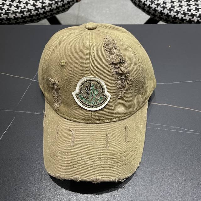 蒙口Moncler新款破洞棒球帽，时尚炸街单品，风格很Ok，高品质舒适透气，