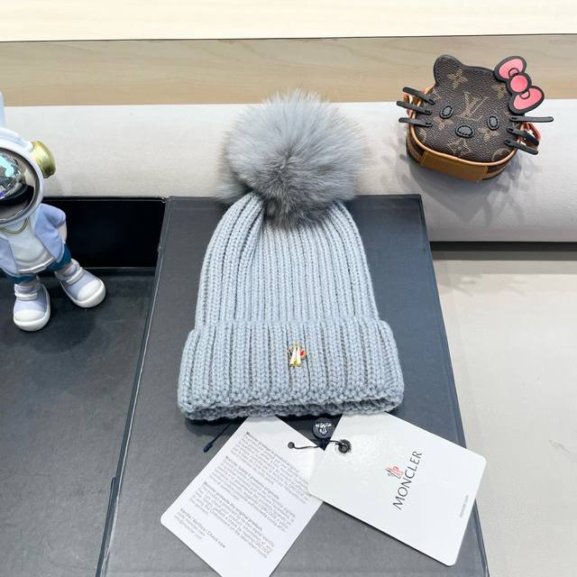 Moncler迪丽热巴同款黑色毛球针织帽 年新款百搭防寒保暖毛线帽子冷帽