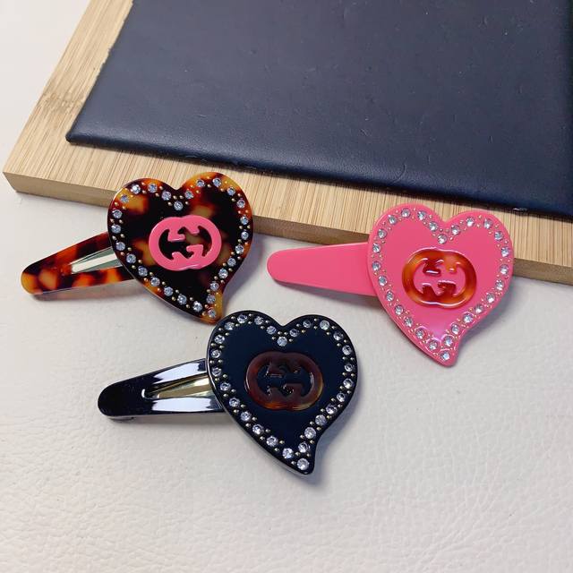 Gucci古驰 Gucci发夹 醋酸Bb夹边夹日常精致小单品 气质百搭小仙女必入单品 宝藏款 闭眼入推荐款 单个