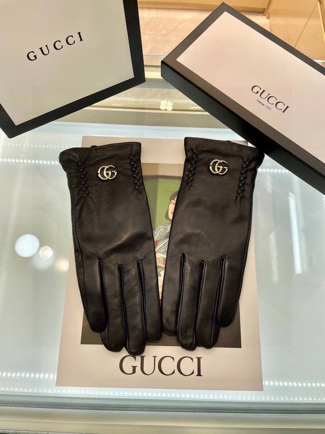 特 Gucci 秋冬女手套国产一级羊皮 皮质超薄柔软舒适 质感超群 M L