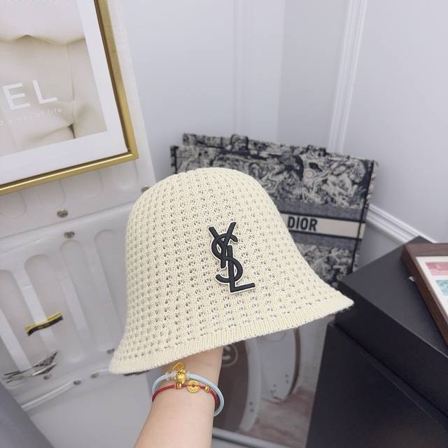 Ysl 新款女神桶帽 秋冬经典版帽型 不挑人