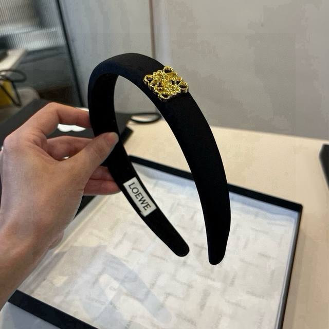 Loewe罗意威发箍