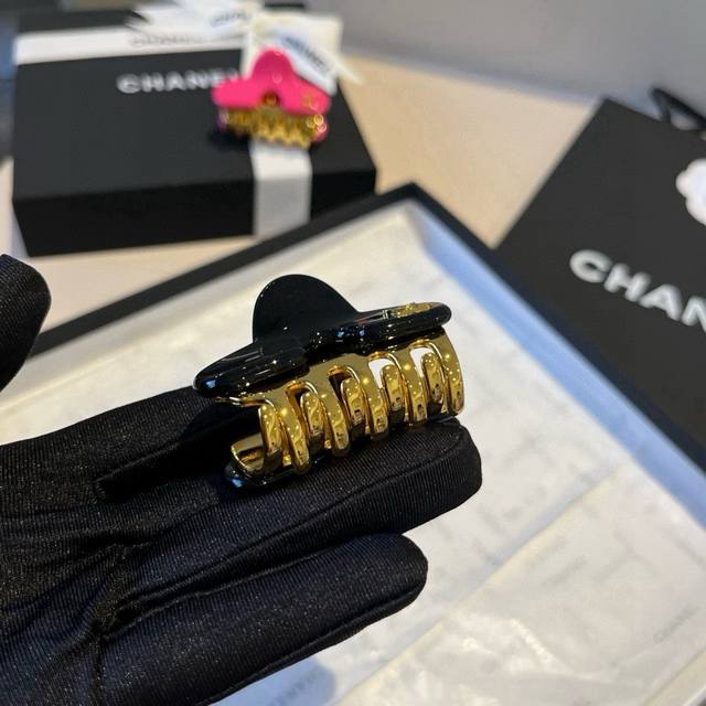 单个 Lv路易威登发夹