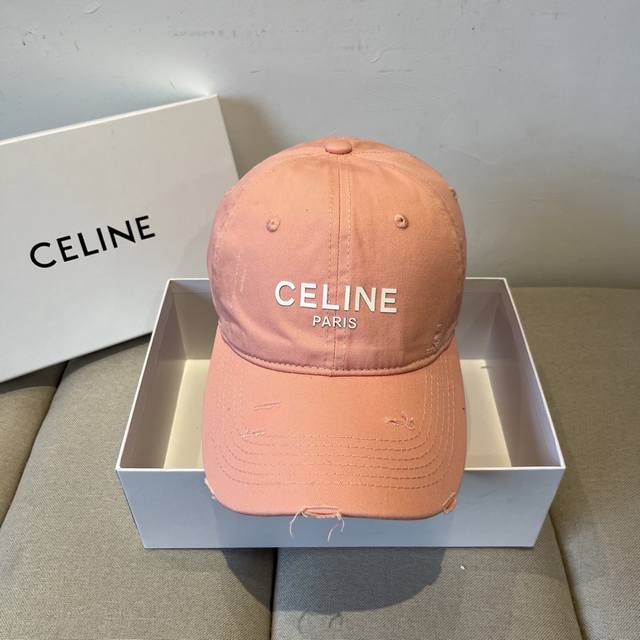 Celine赛琳 新款经典休闲潮流款 棒球帽日韩风格，随便搭配都超好看！出门旅游，绝对要入手的一款