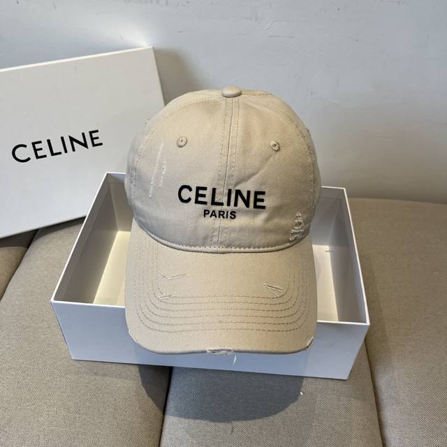 Celine赛琳 新款经典休闲潮流款 棒球帽日韩风格，随便搭配都超好看！出门旅游，绝对要入手的一款