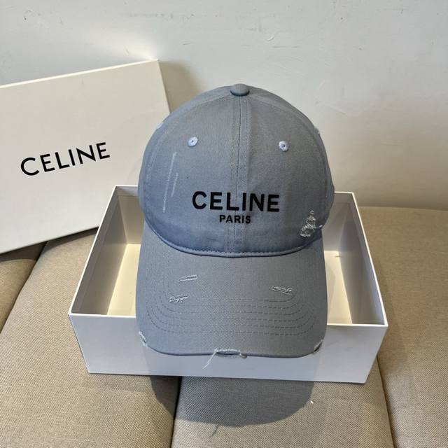 Celine赛琳 新款经典休闲潮流款 棒球帽日韩风格，随便搭配都超好看！出门旅游，绝对要入手的一款