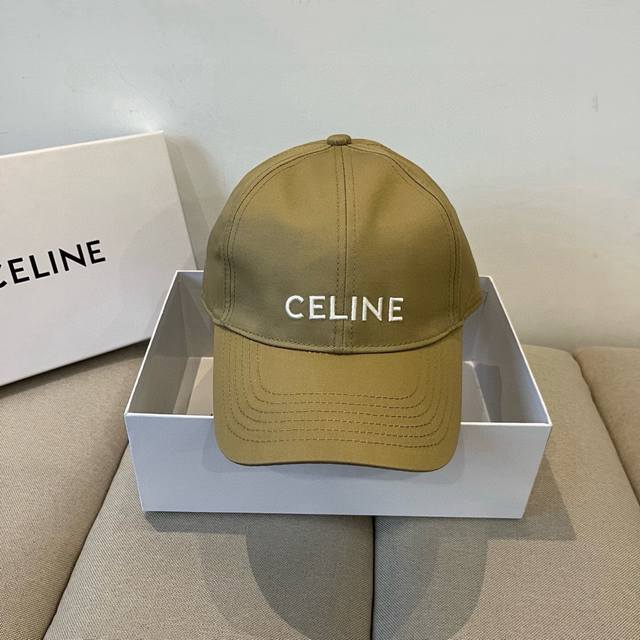 Celine赛琳 新款经典休闲潮流款 棒球帽日韩风格，随便搭配都超好看！出门旅游，绝对要入手的一款