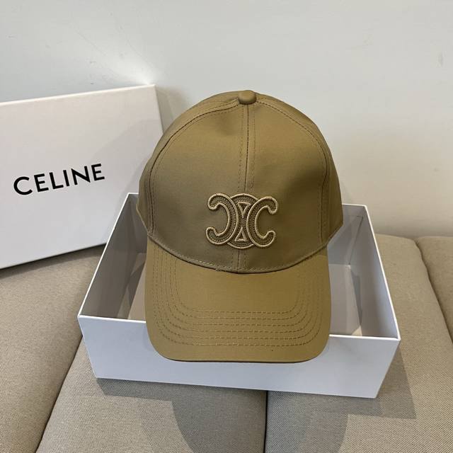 Celine赛琳 新款经典休闲潮流款 棒球帽日韩风格，随便搭配都超好看！出门旅游，绝对要入手的一款