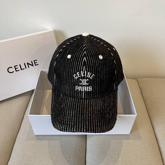 Celine赛琳 新款经典休闲潮流款 棒球帽日韩风格，随便搭配都超好看！出门旅游，绝对要入手的一款