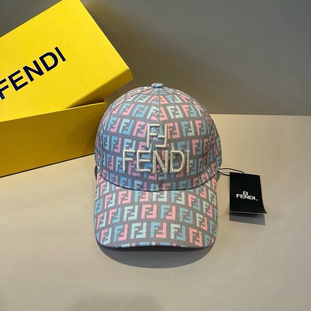 Fendi芬迪 老花系列棒球帽 经典Ff中古单品，气质穿搭单品，质量杠杠