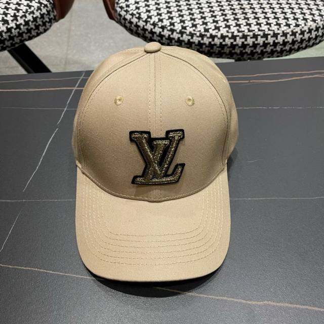 上新 路易威登 Louis Vuitton 新品棒球帽时尚潮流，高端做工！细节看实拍哦