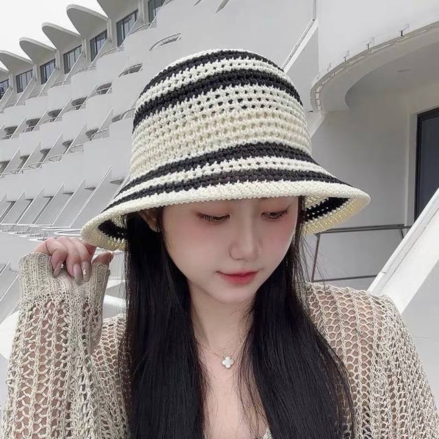 Burberry巴宝莉新款猫条纹草编镂空渔夫帽女2025夏季韩版透气遮脸防晒帽春夏出游盆帽