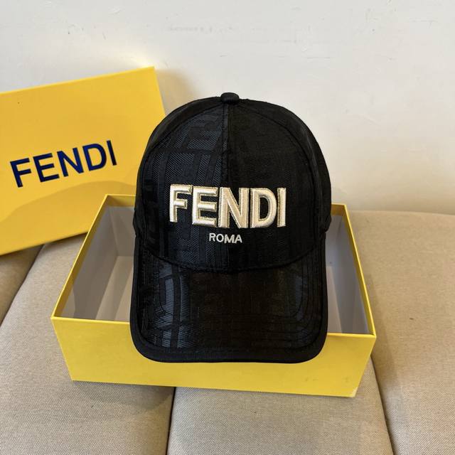 Fendi芬迪 老花系列棒球帽 经典Ff中古单品，气质穿搭单品，质量杠杠