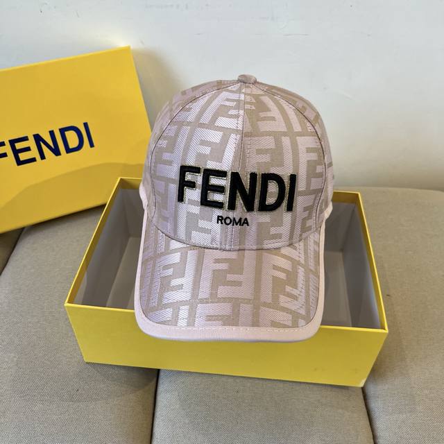 Fendi芬迪 老花系列棒球帽 经典Ff中古单品，气质穿搭单品，质量杠杠
