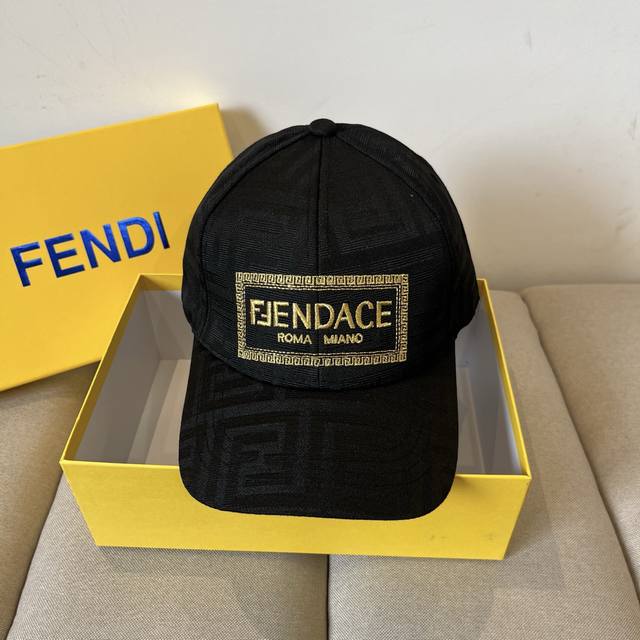 Fendi芬迪 老花系列棒球帽 经典Ff中古单品，气质穿搭单品，质量杠杠