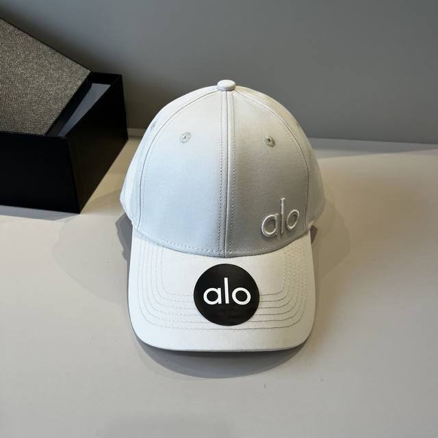 Alo 新款定制棒球帽 设计感满满 日常穿搭 甜酷十足 洋气 高级 不挑人
