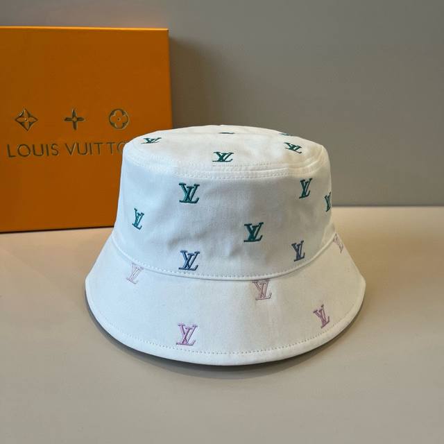 路易威登渔夫帽Louisvuitton新款Lv棒球帽，重工打造高端大气，百搭款男女通用！跑量！