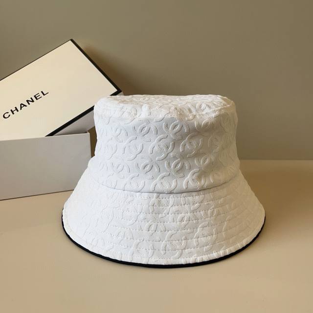 香奈儿Chanel 新品渔夫帽 小香经典简约，时尚休闲设计 跑量新品