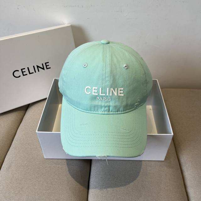 Celine赛琳 新款经典休闲潮流款 棒球帽日韩风格，随便搭配都超好看！出门旅游，绝对要入手的一款