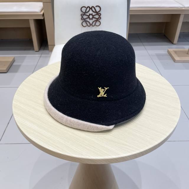 路易威登棒球帽 Louisvuitton百分之百羊毛简约撞色卷边气质保暖渔夫帽女2025新款秋冬小香风百搭高级感礼帽
