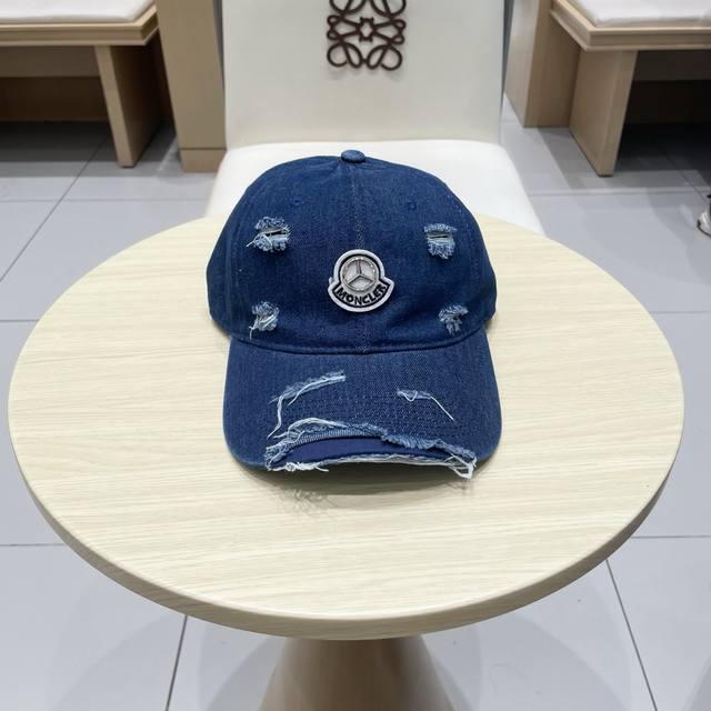 蒙口Moncler新款牛仔棒球帽，时尚炸街单品，风格很Ok，网红.时尚博主的最爱！高品质舒适透气，凹造型很好看