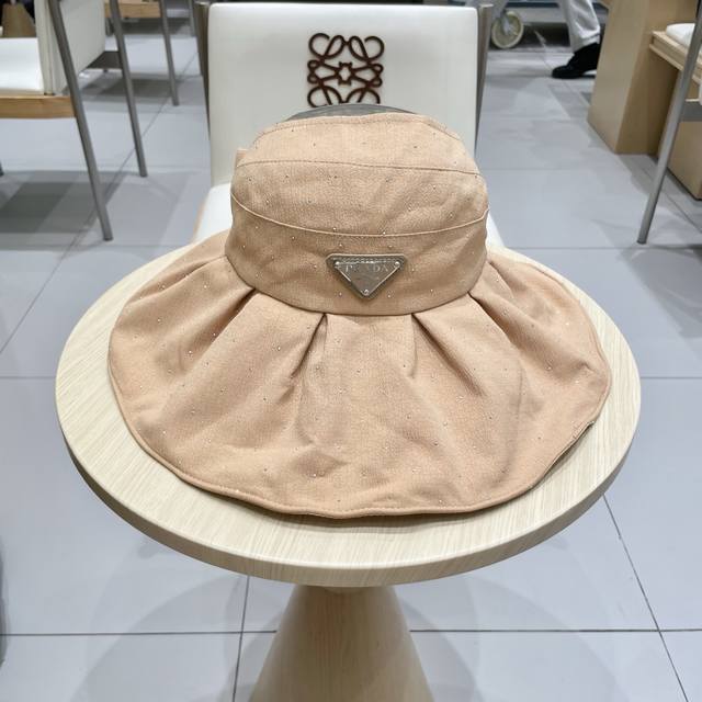 Prada普拉达帽子女夏季防晒春秋法式烫钻可调节百搭显脸小遮阳帽太阳帽空顶帽