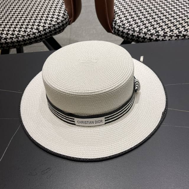Dior迪奥新款草帽，遮阳帽，太阳帽，沙滩遮阳帽帽，拼色头围57Cm