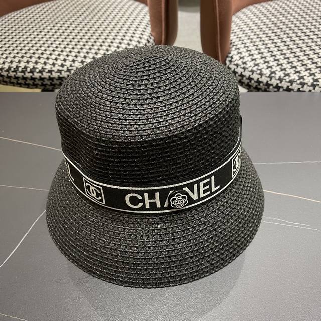 Chanel香奈儿 2025新款大牌度假遮阳镂空水桶帽草帽，出街旅行单品