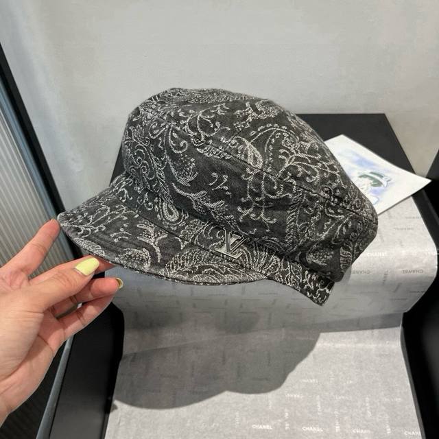 Lv新款鸭舌军帽，高级定制，头围57Cm
