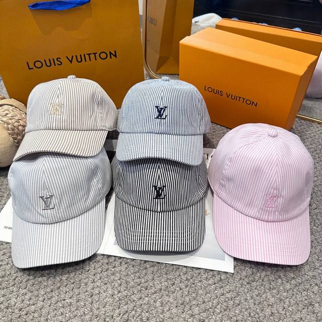 路易威登棒球帽 Louisvuitton新款条纹Lv棒球帽，重工打造高端大气，百搭款男女通用！5色