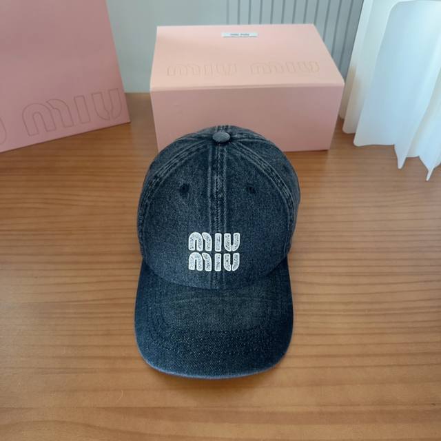 谬谬Miumiu 原单正品开模订制，原版做工细致质量超赞！