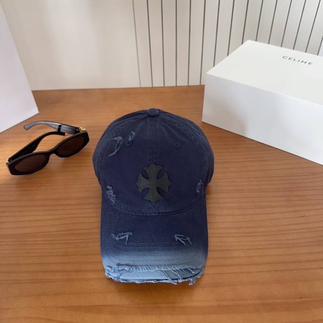 Chrome Hearts 克罗心早春韩版时尚复古做旧破洞帽子磨损设计百搭棒球帽鸭舌帽