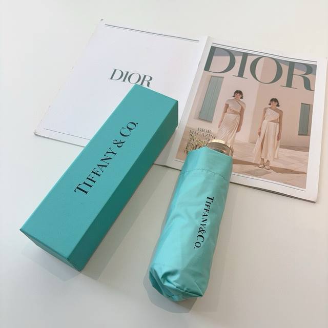 Tiffany蒂芙尼 五折手开折叠晴雨伞 新款火爆来袭 夏日里的小清新 高效阻隔紫外线涂层 有伞随行 晴雨无优～