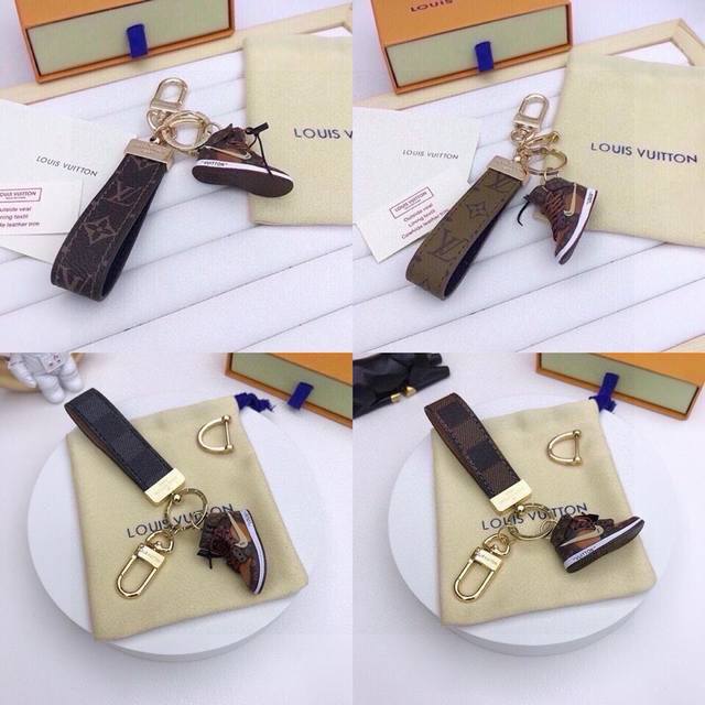 元配图片原版包装 独家定制款，爆款Aj迷你鞋 路易威登Louisvuitton 钥匙扣M65221经典老花Monogram，经久耐用， 是 Dragonne 钥
