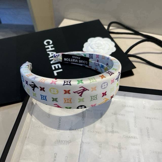Lv路易威登新款发箍