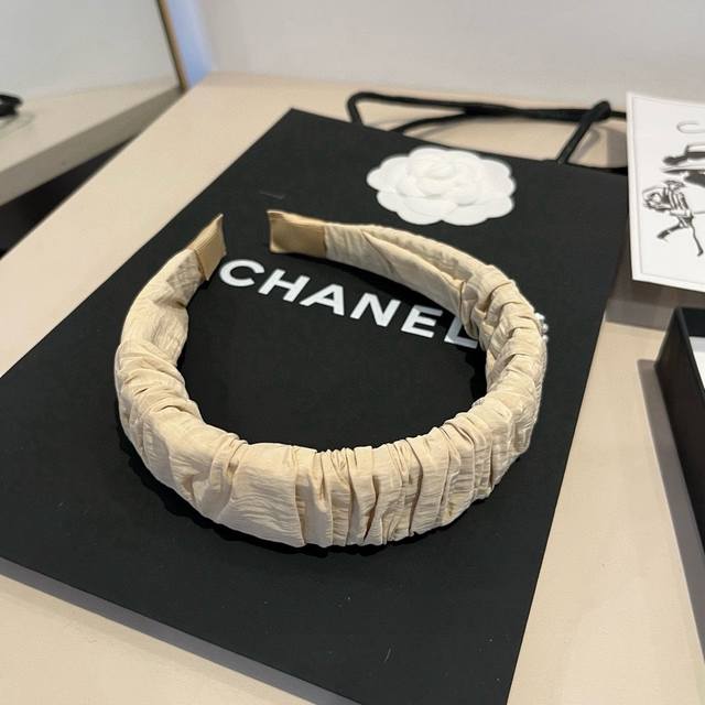 Chanel香奈儿新款发箍
